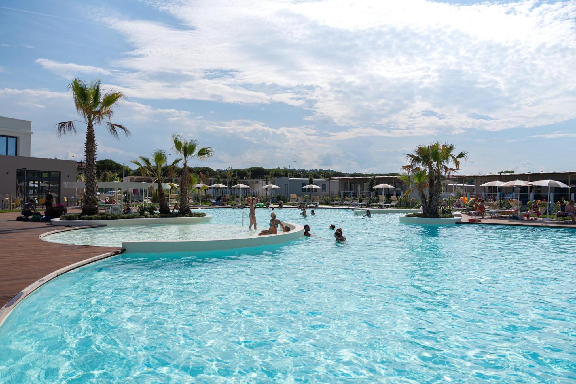 Club Del Sole Romagna Family Resort Риччоне Екстер'єр фото