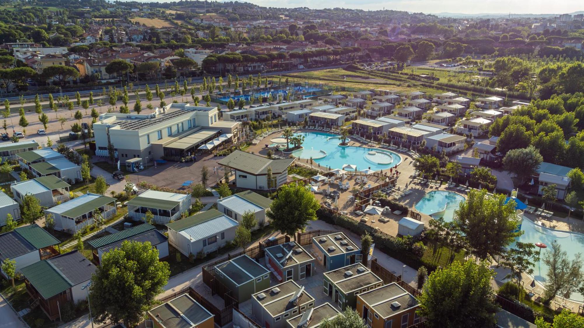 Club Del Sole Romagna Family Resort Риччоне Екстер'єр фото